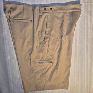 TAIL Ladies' athletic shorts, tan Metal buttons in size 14